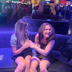 Meet your Posher, Eva